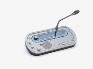 console traduzione simultanea